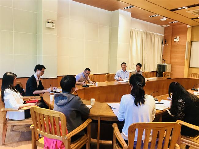 校团委党支部学习十九大会议精神